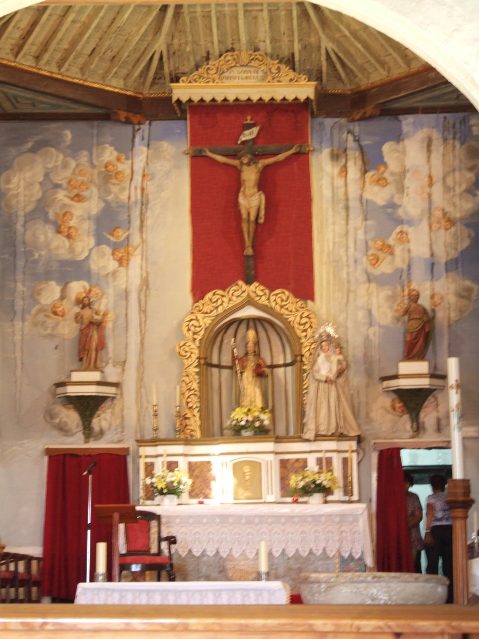 Główny ołtarz w Ermita de San Marcial