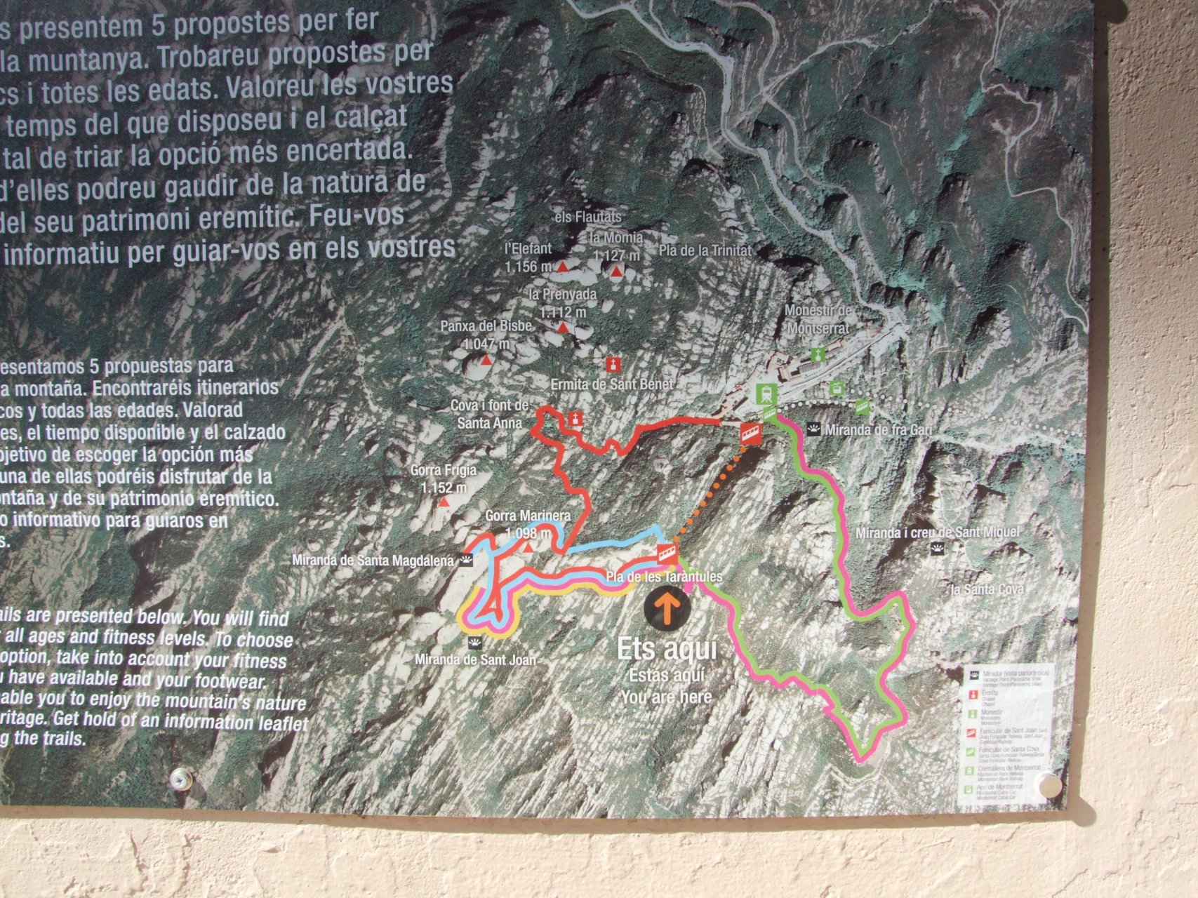 Plan szlaków na górze Montserrat