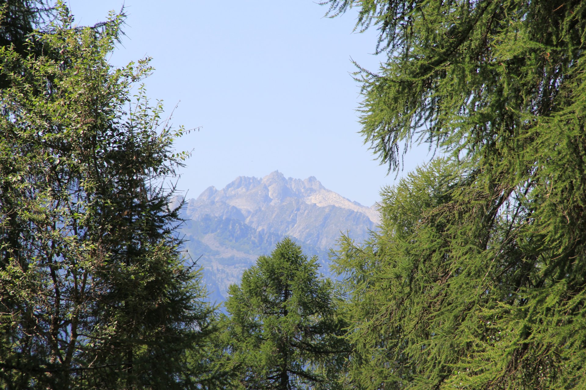 Widok na szczyty w Grupie Dolomiti di Brenta