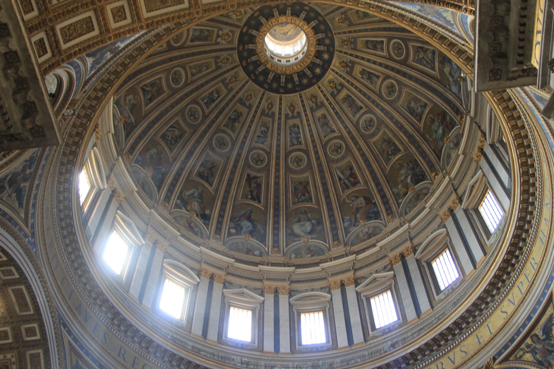 Kopuła Bazyliki św. Piotra na Watykanie