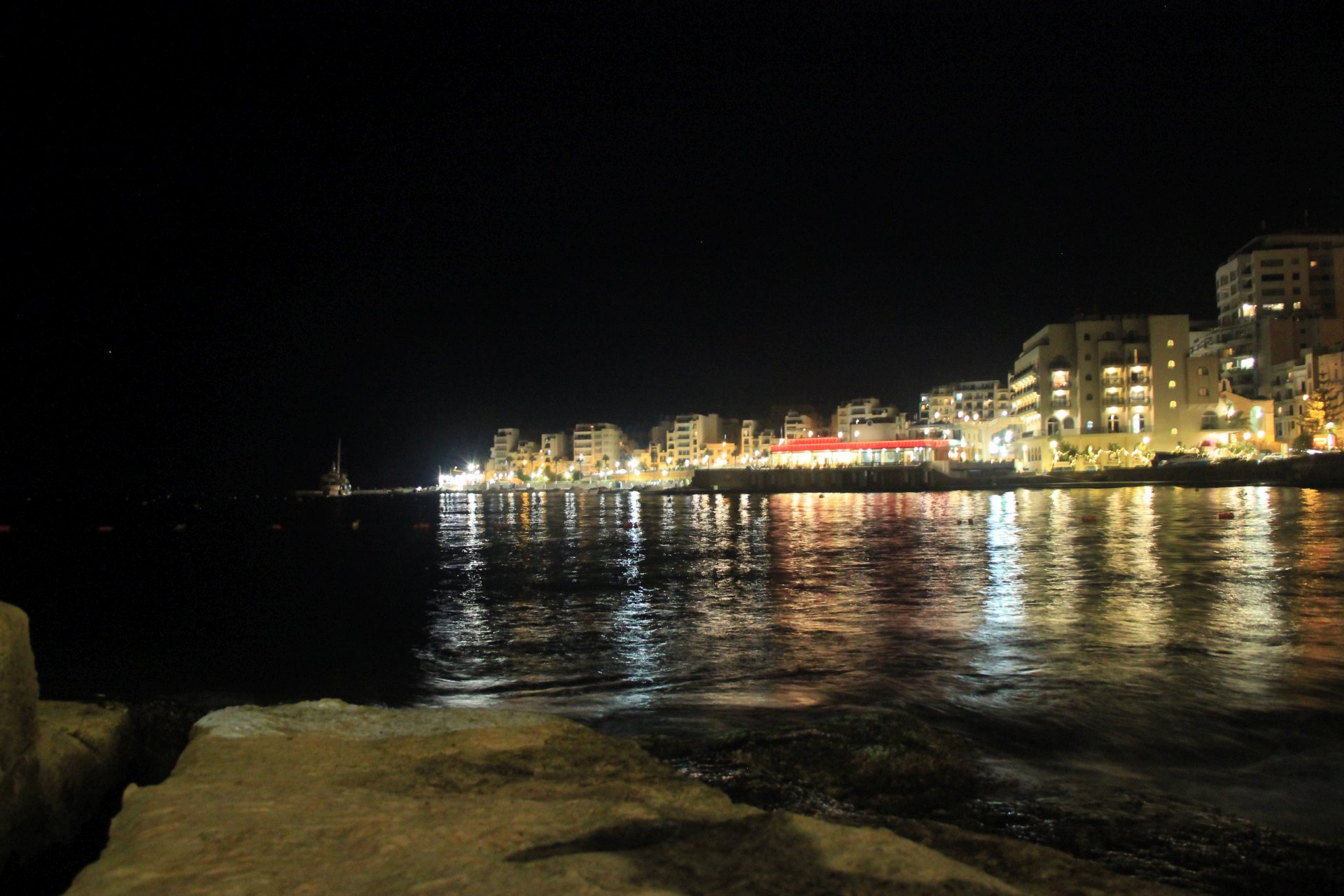 Buġibba nocą