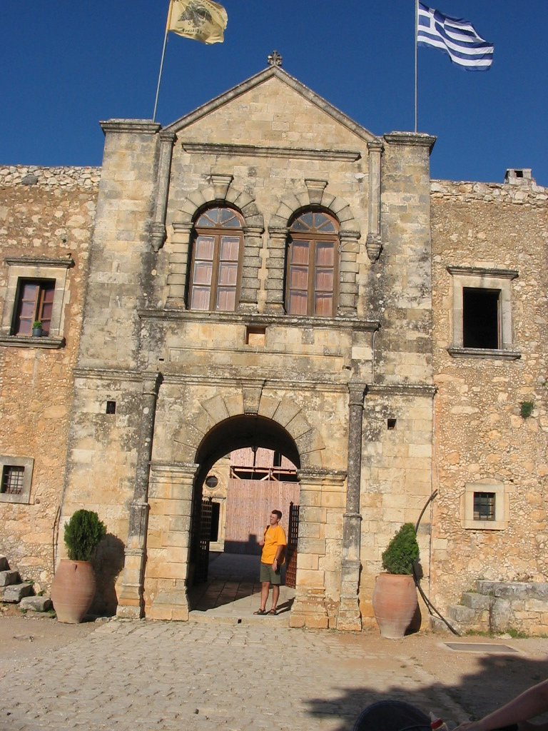 Klasztor Monií Arkádi - wejście główne