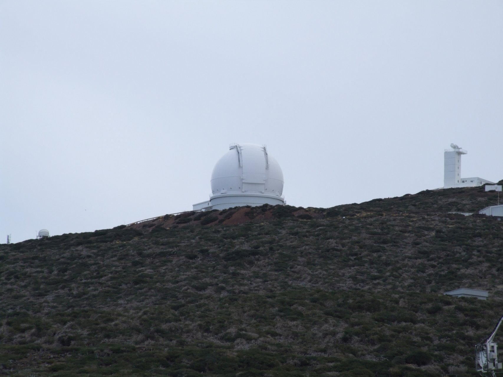 Teleskopy kosmiczne na Roque de los Muchachos